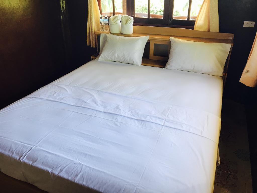 Sunyo Garden Guesthouse Baan Tai Luaran gambar